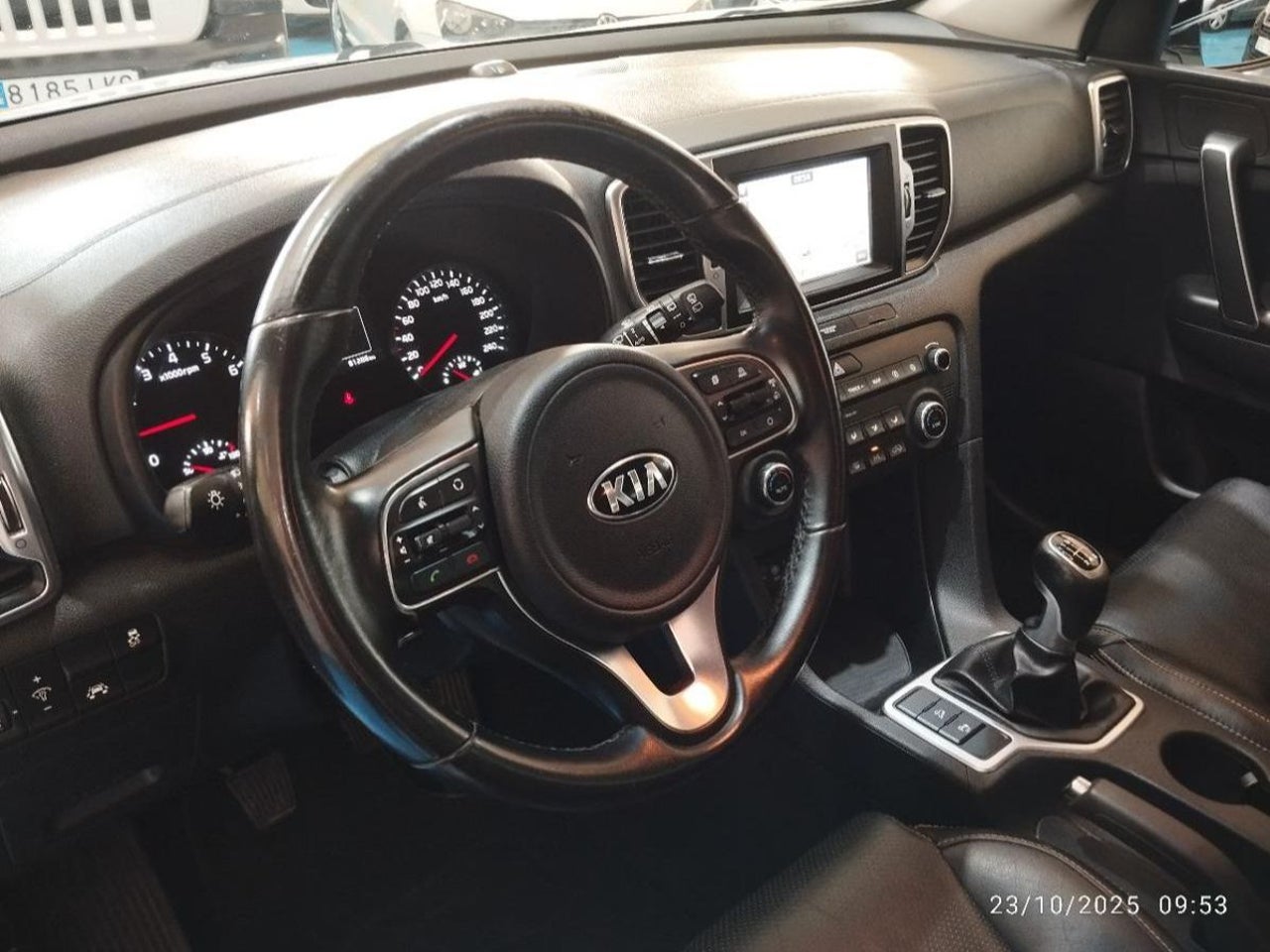 Kia Sportage - 12