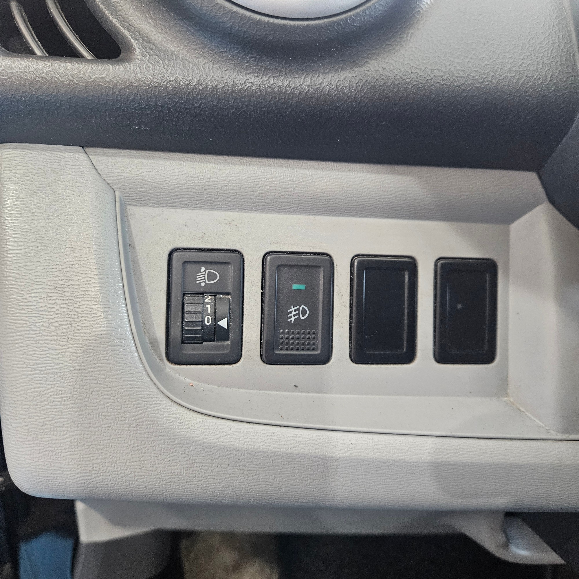 Nissan Pixo - 13