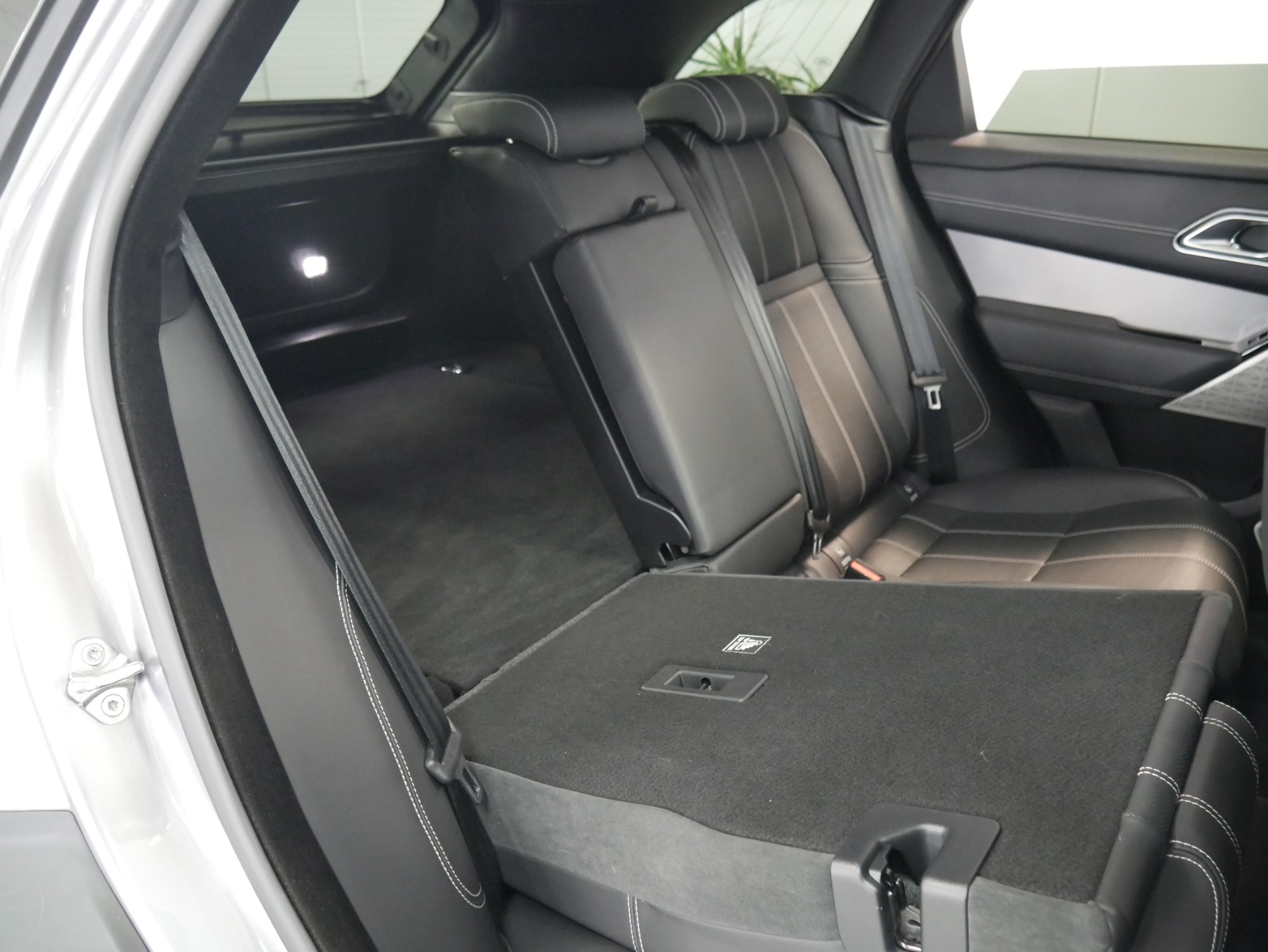 LANDROVER RANGE ROVER VELAR