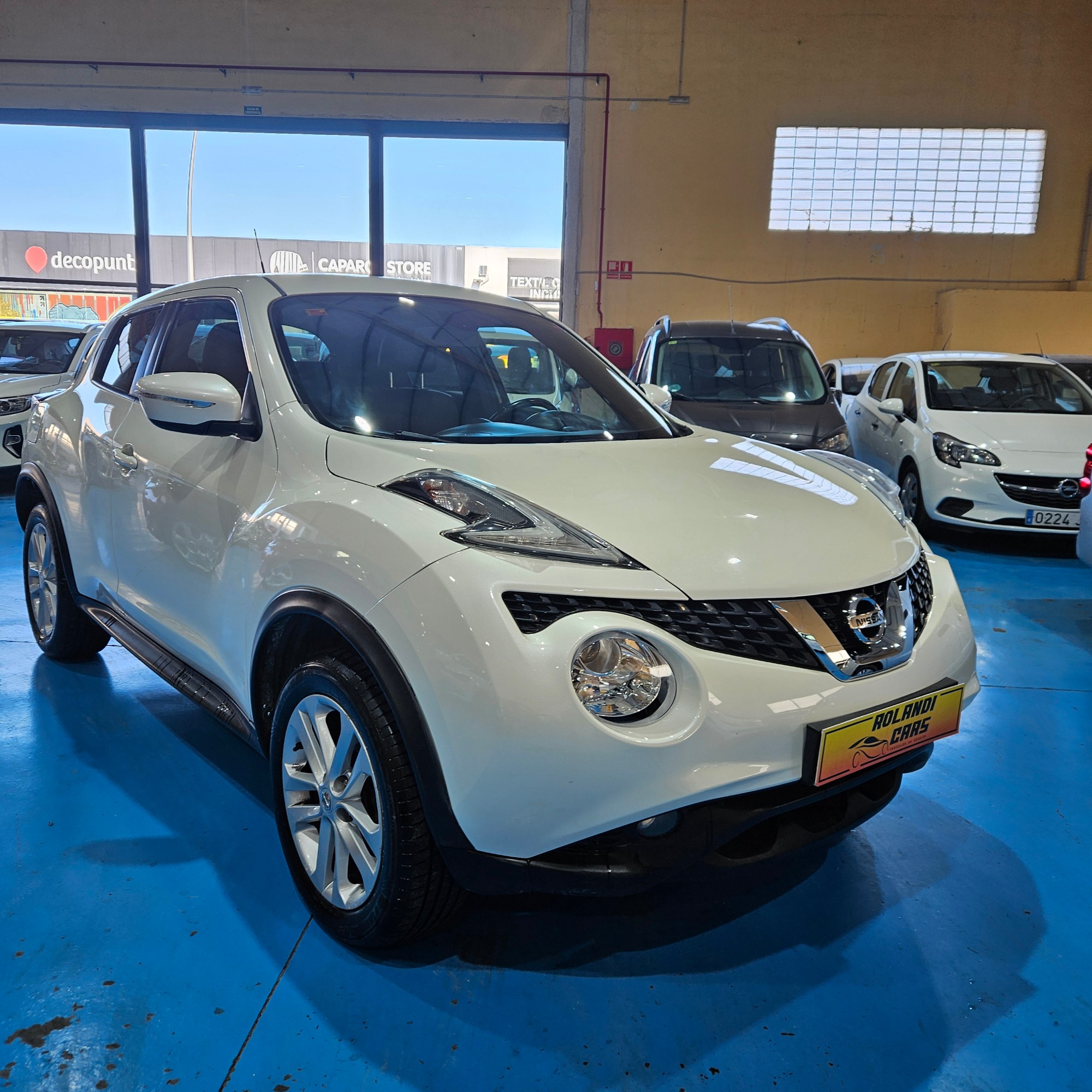 Nissan JUKE - 2