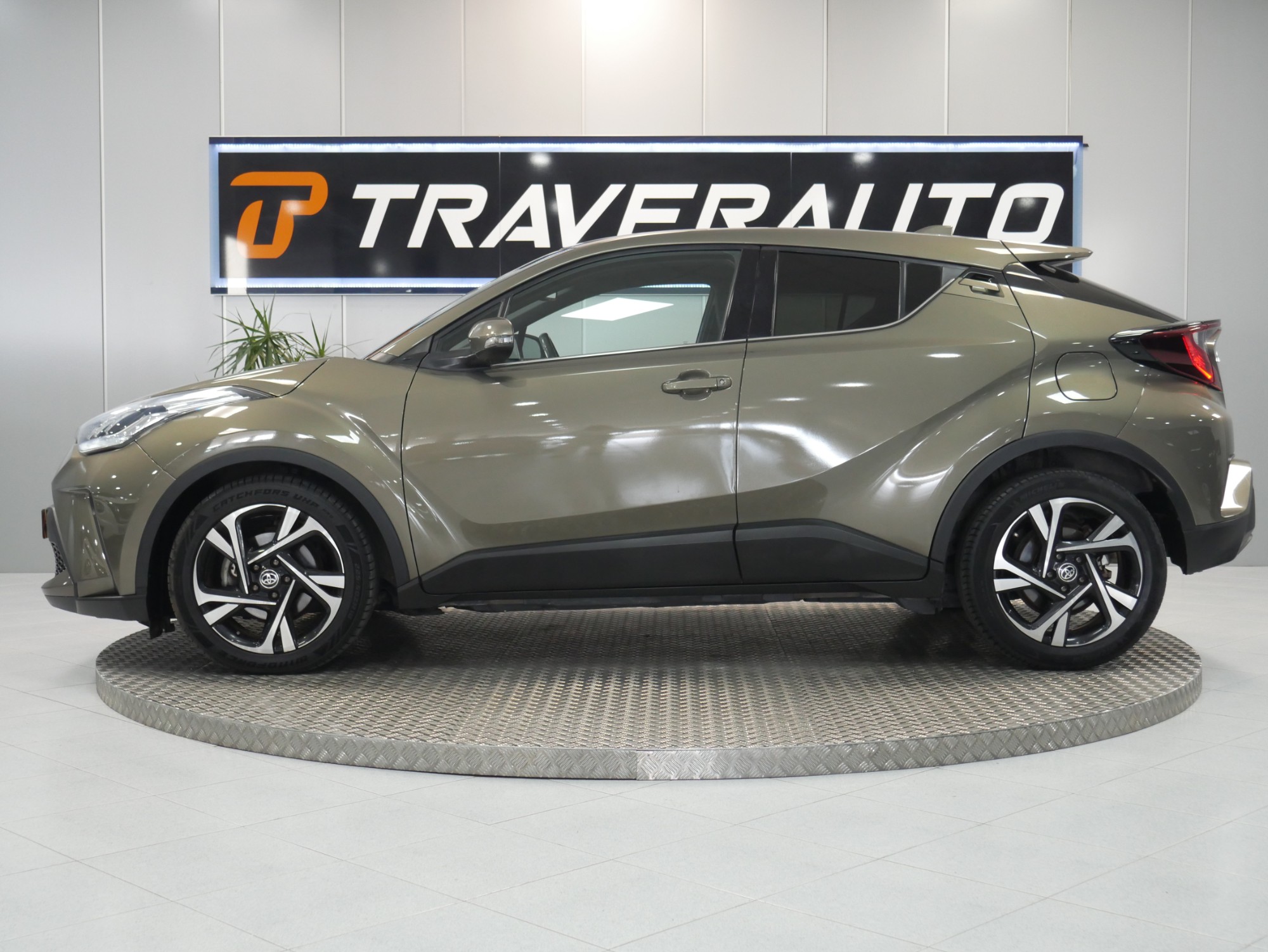 toyota chr