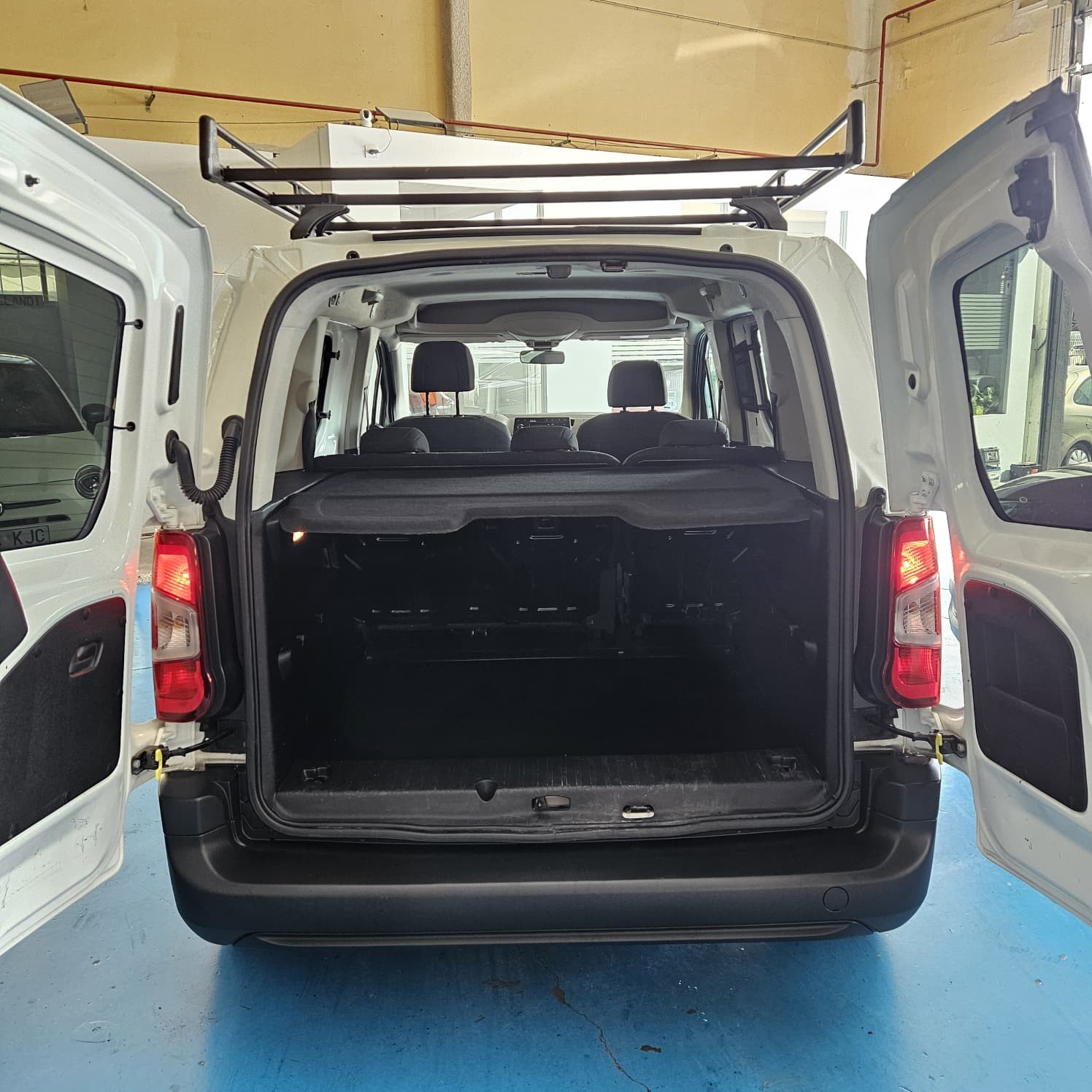 Opel Combo Life - 9