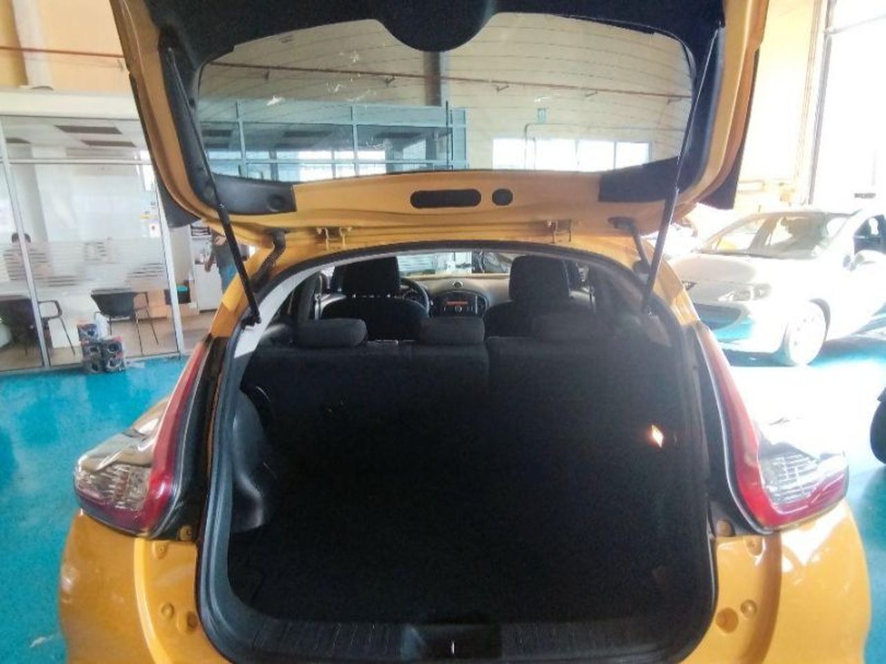 Nissan JUKE - 6