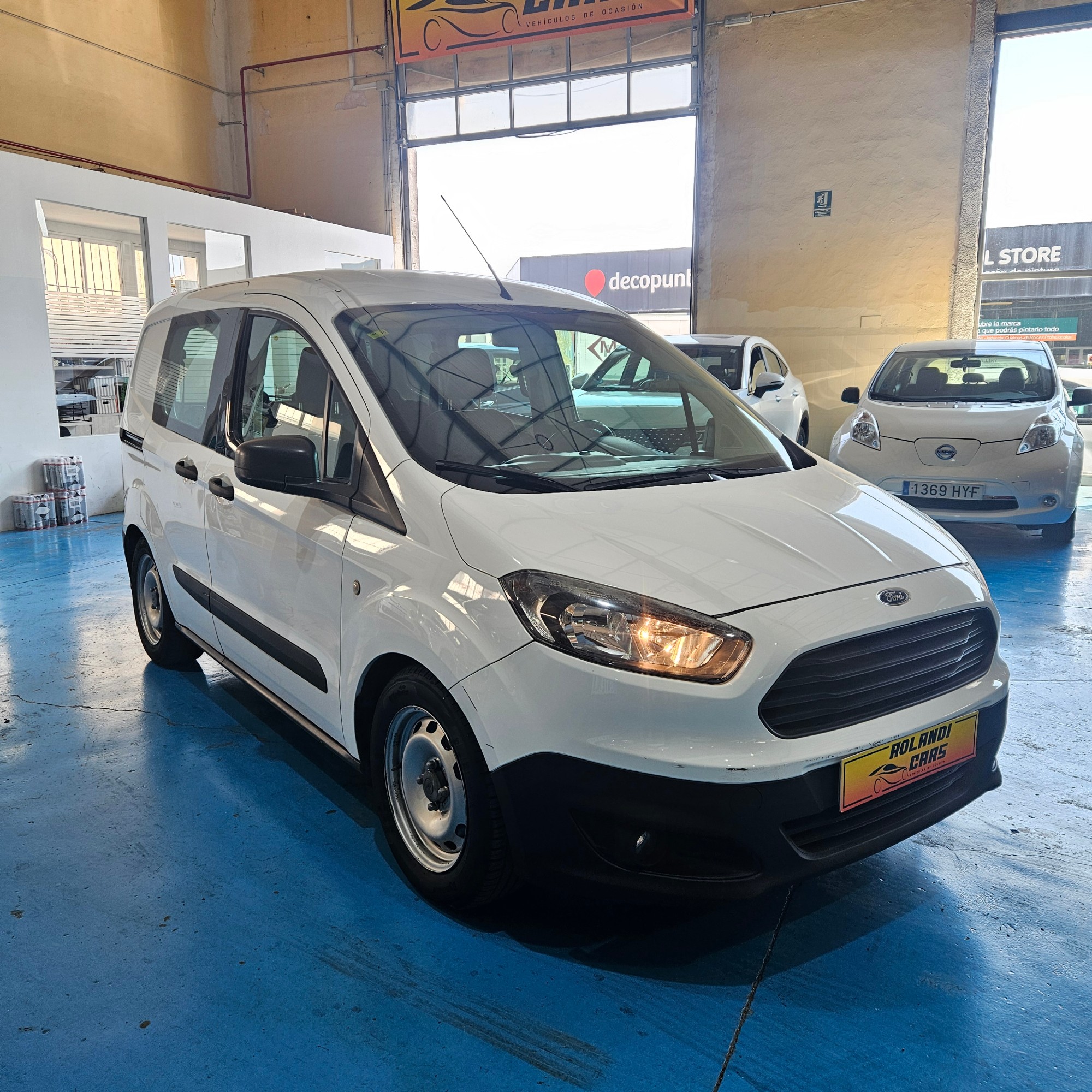 Ford Transit Courier - 2