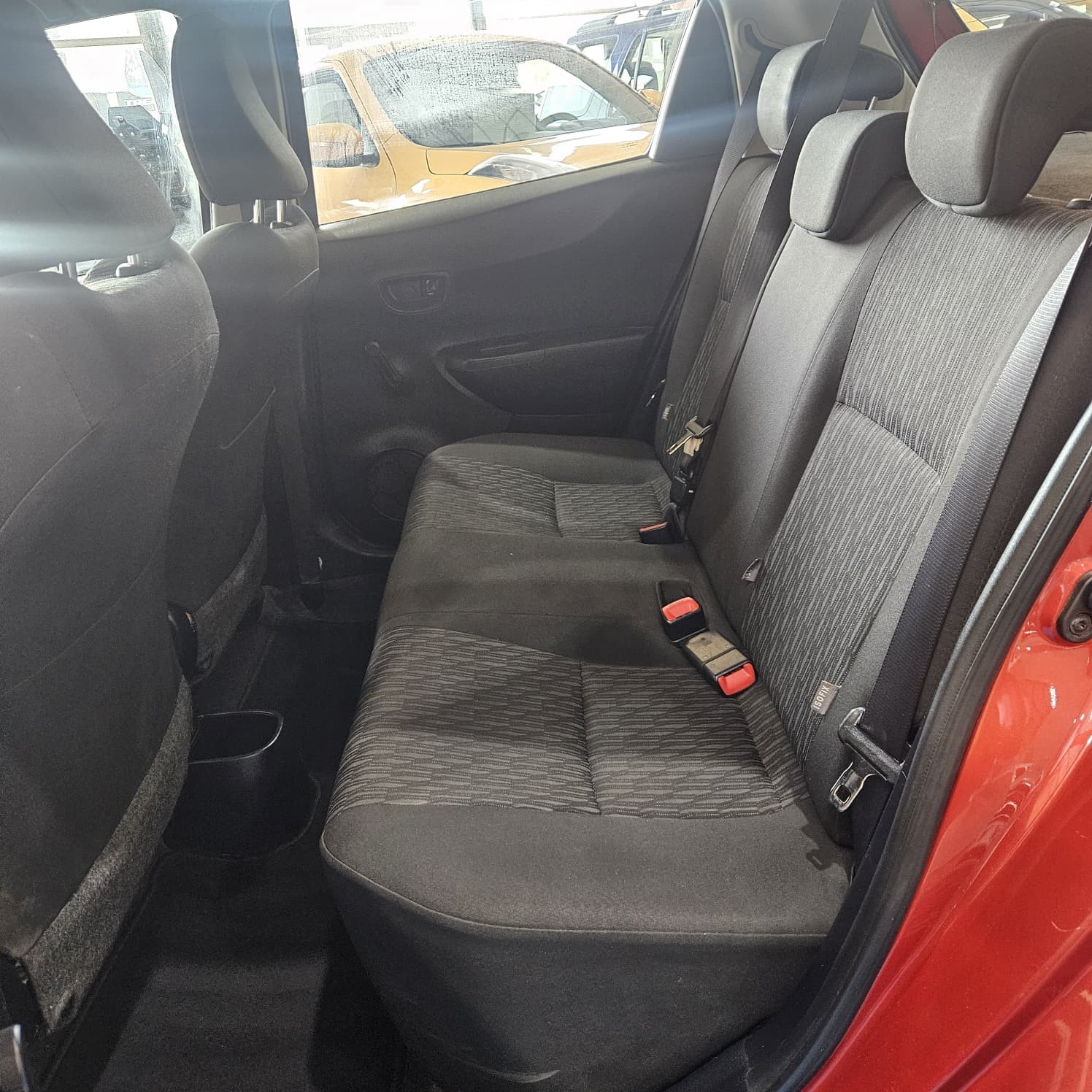 Toyota Yaris - 19