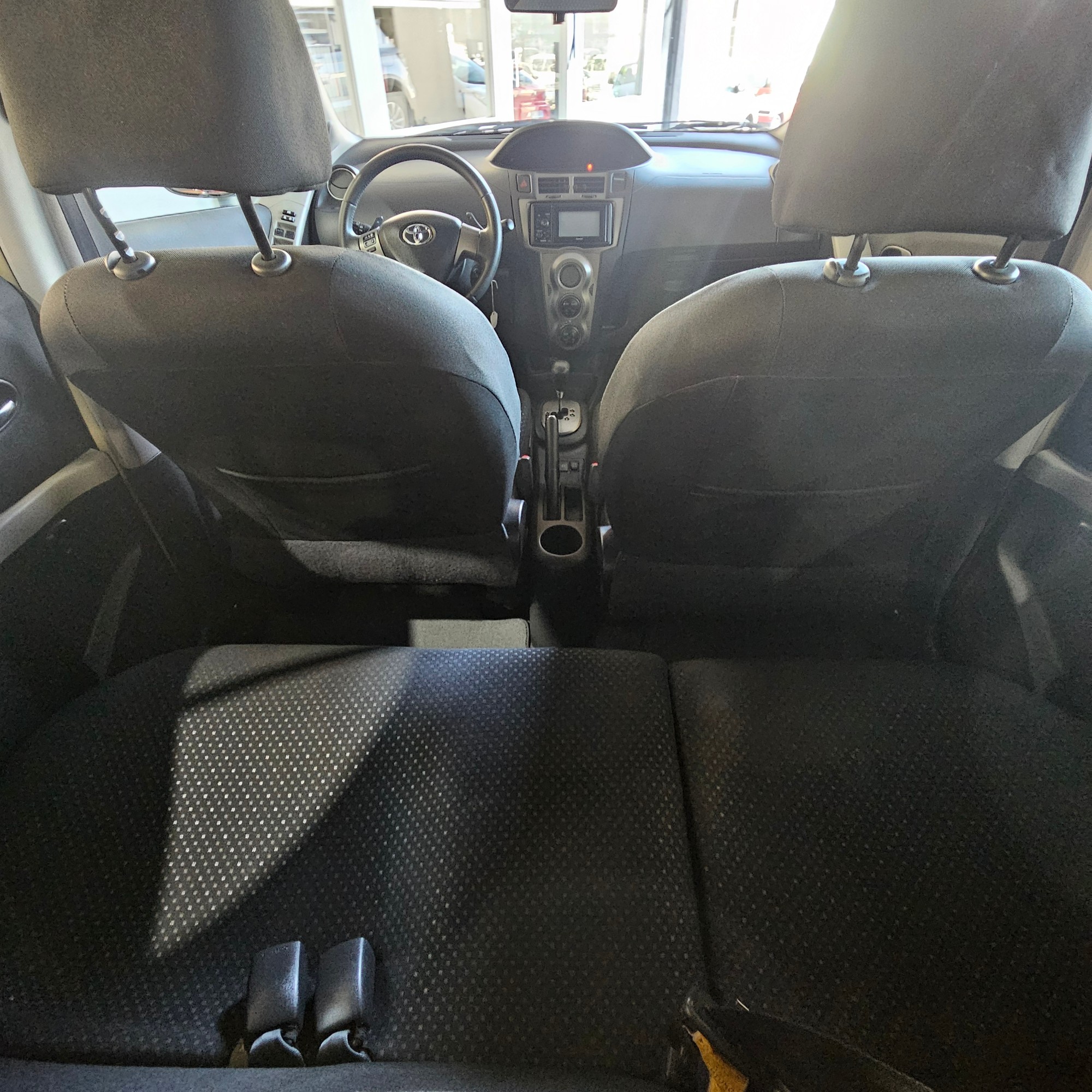 Toyota Yaris - 15