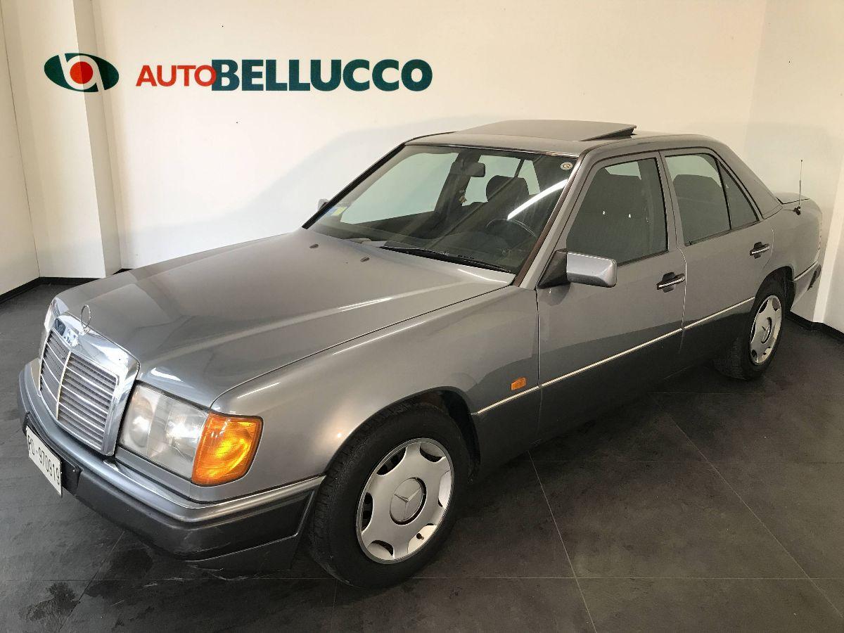 Mercedes-Benz Classe E - W124