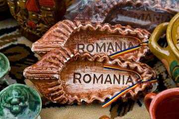 【ルーマニアは何が有名？】おすすめ土産12選と調達スポットをご紹介