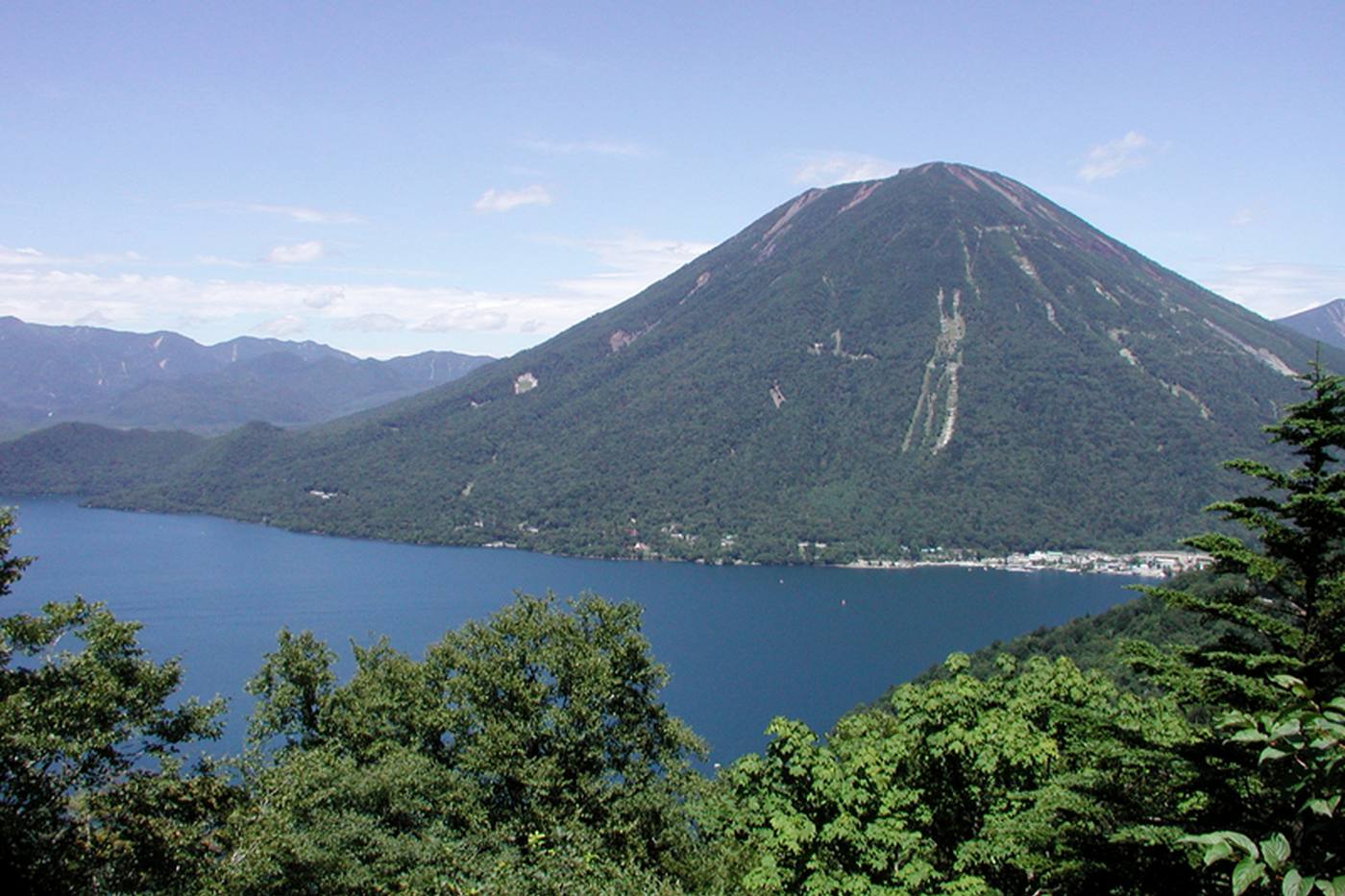 【栃木】中禅寺湖畔はパワースポットがたくさん！二荒山神社中宮祠・中禅寺 image