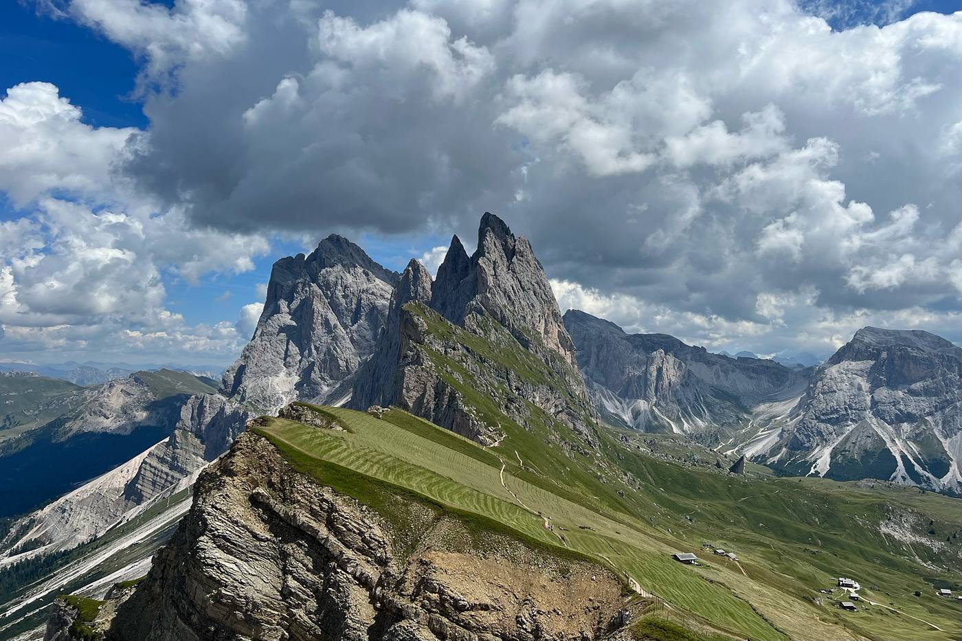 【イタリア】本当は教えたくない！ハイキングの聖地ドロミテの外せない絶景スポット5選 image