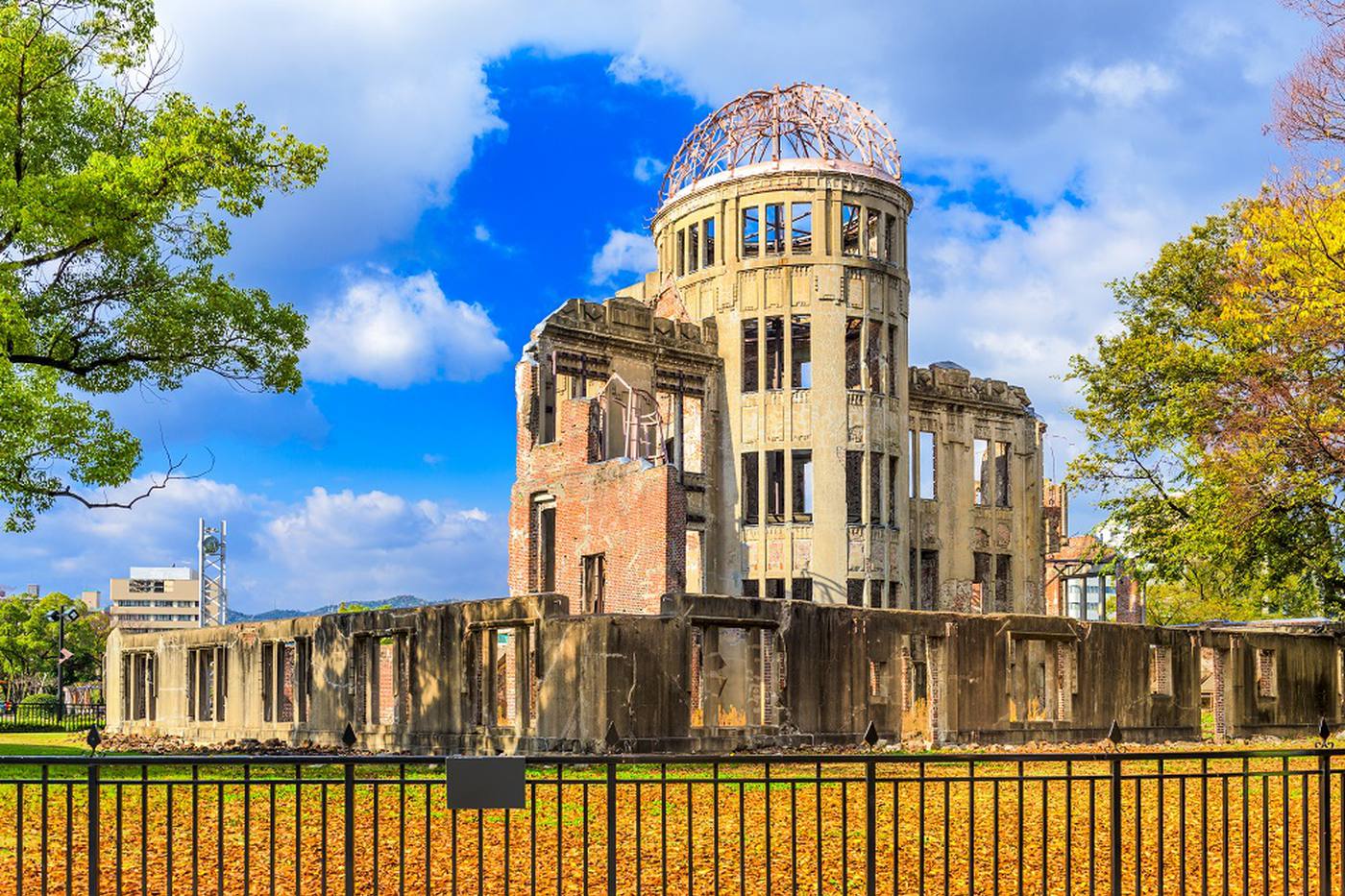 ～広島から世界平和を願う～ 平和記念公園と世界文化遺産「原爆ドーム」 image