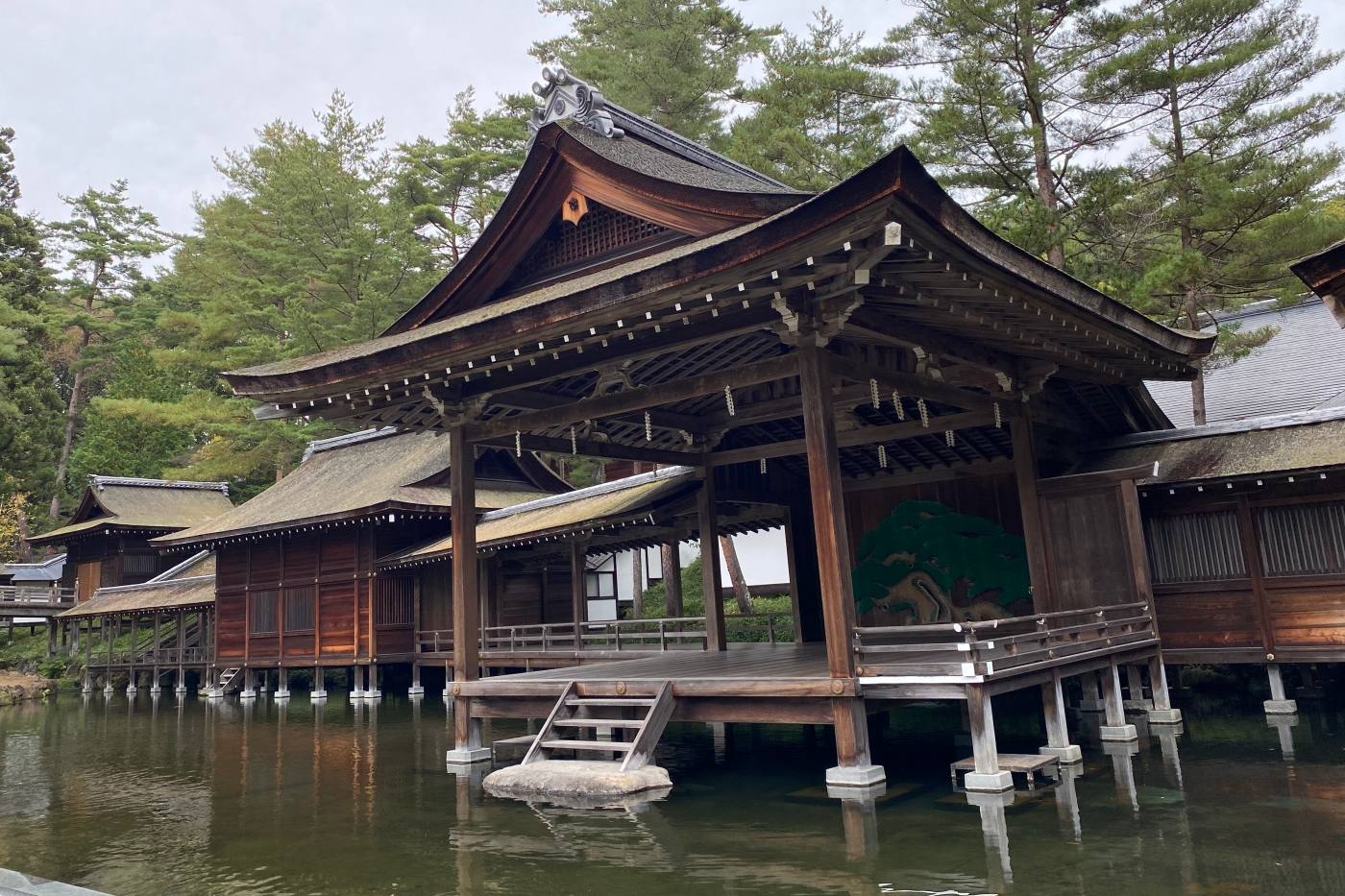 【山梨】CMでも話題となった能舞台のある神社〜“みそぎ修行”のできる身曾岐神社〜 image