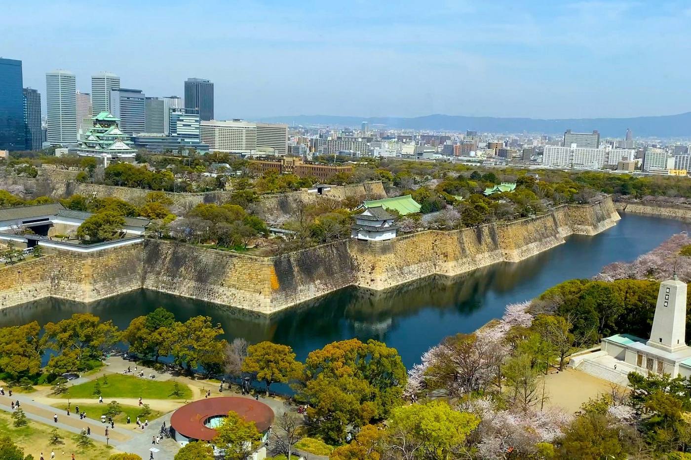 大阪城～梅田 キタエリアで歴史を感じて、たこ焼きも image