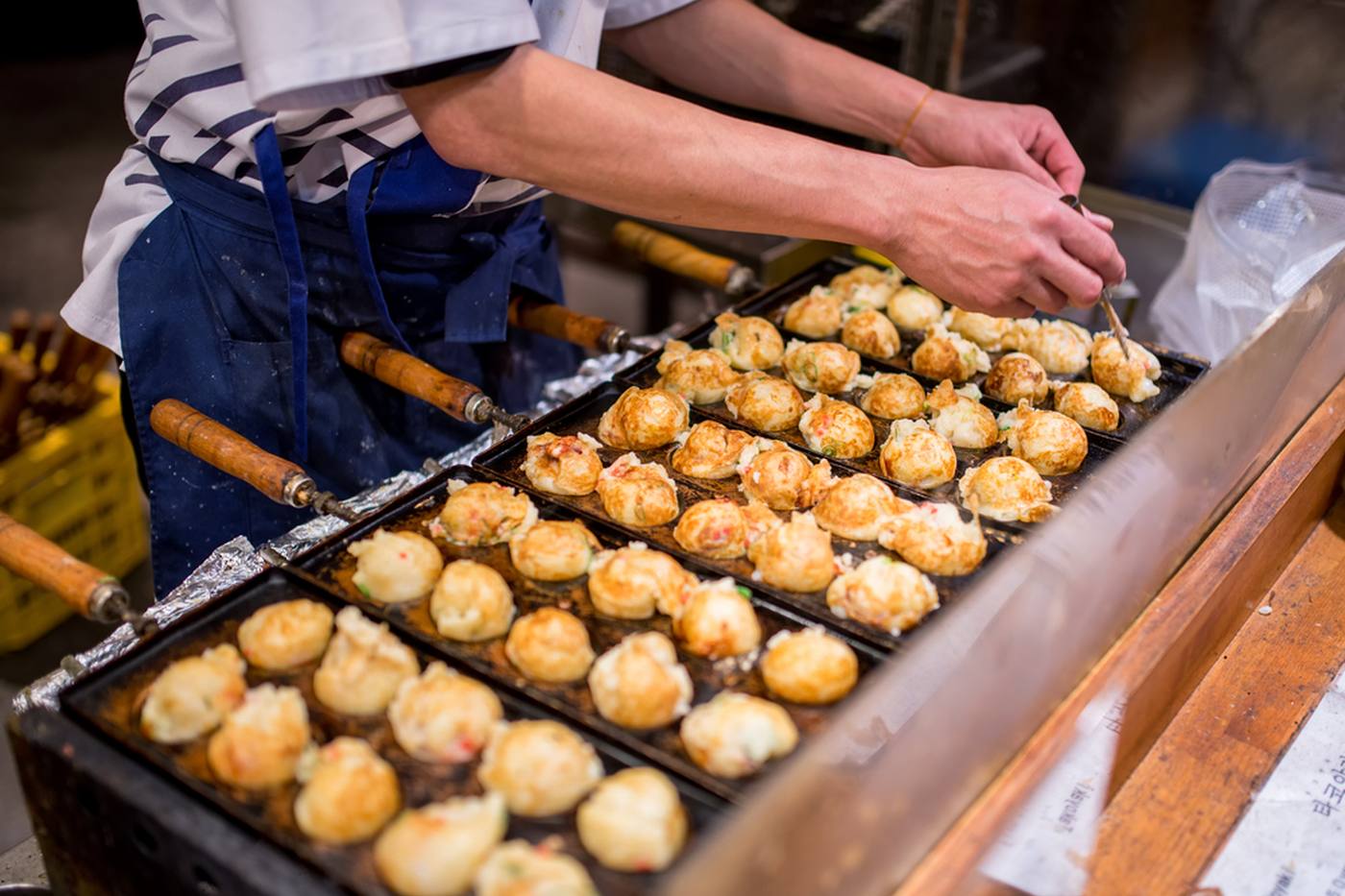 【粉もんの街・大阪ミナミ】絶対に食べたい！定番名物グルメ6選～おすすめのお店紹介～ image