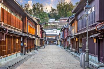 【石川県で1泊2日の女子旅 - DAY2】現代アートの美術館や日本情緒溢れる街並み散策！金沢を満喫するコース