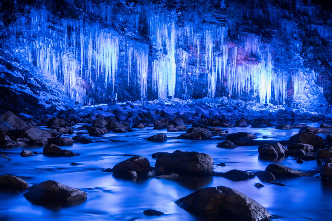 この冬に行きたい！ライトアップされた幻想的な氷柱を見に行こう！【埼玉・秩父】 image