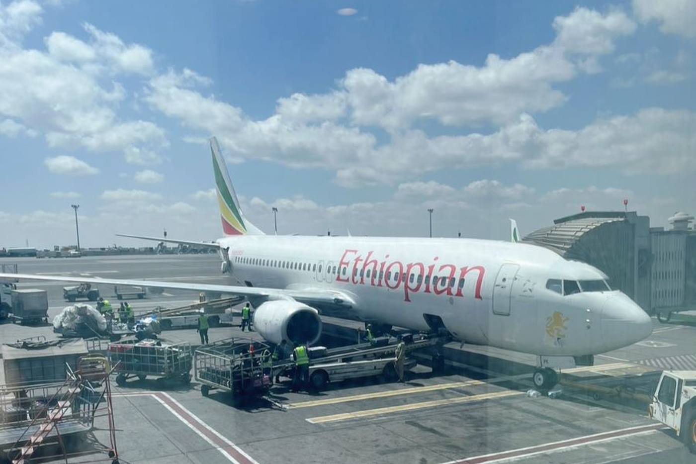 【エチオピア】アディスアベバ・ボレ国際空港のトランジット｜空港内or入国でできることを徹底解説 image