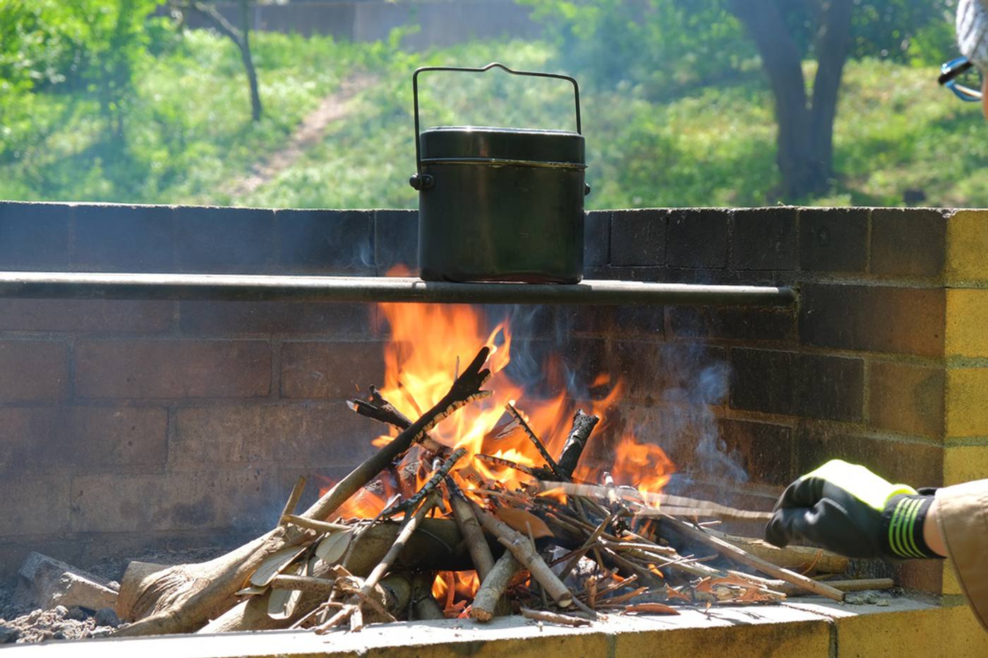空き缶でBBQができる!?初心者でもできる格安キャンプのススメ image