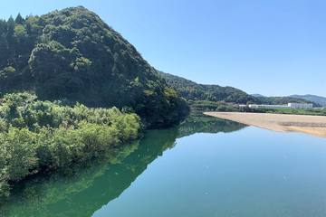 映画『高津川』の舞台 魅力あふれる益田エリアでロケ地巡りと春を探す旅へ