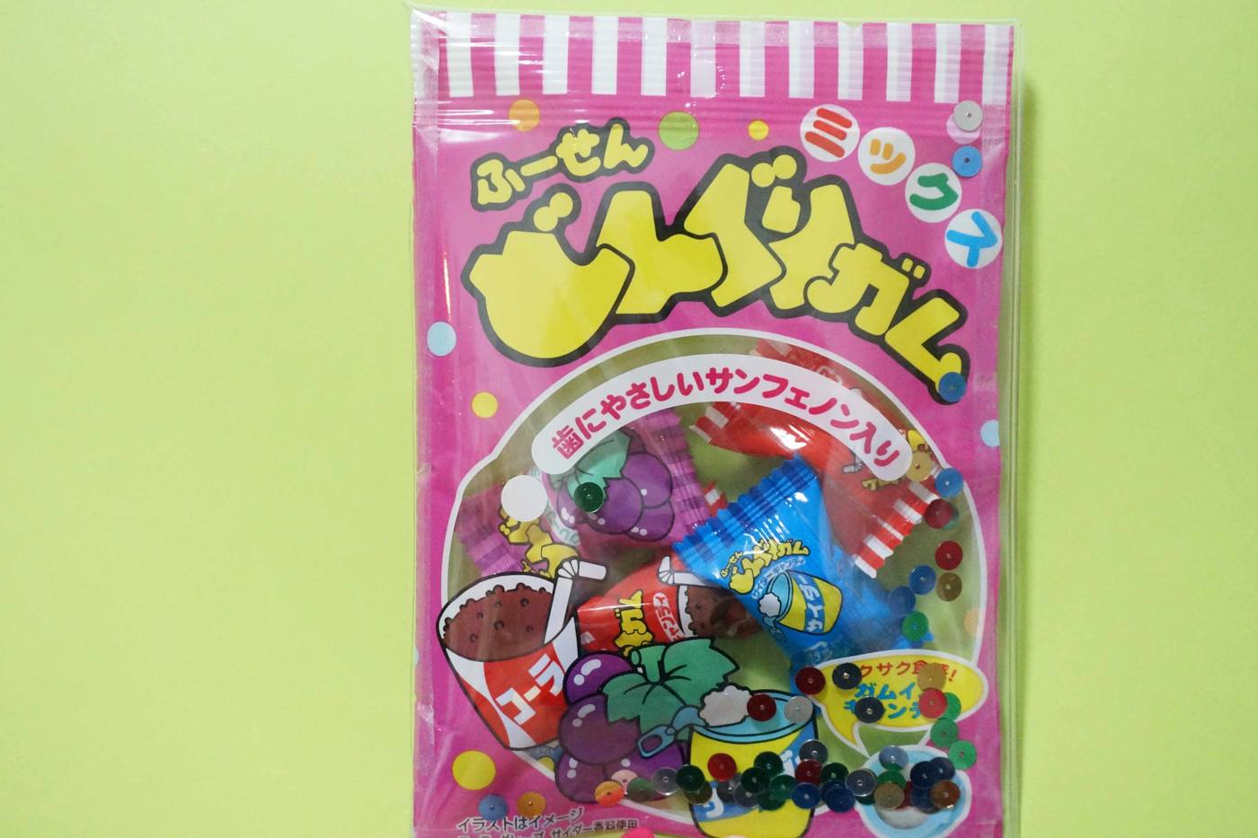 【超簡単ハンドメイド】話題のお菓子ポーチ！推しのお菓子でポーチを作ろう image