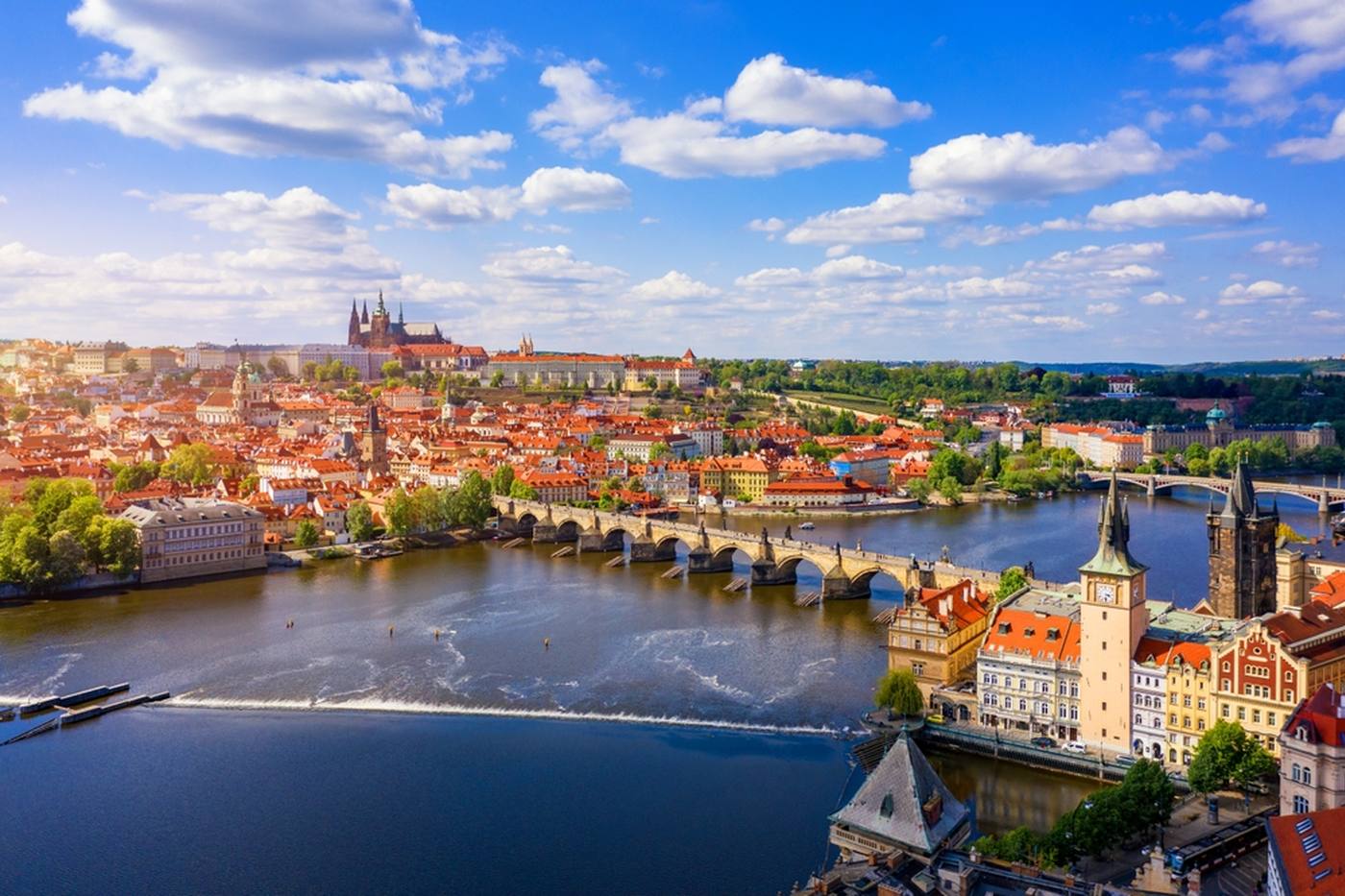 【チェコ】まるで絵本の世界！美しい都市プラハの観光・交通・お土産情報 image