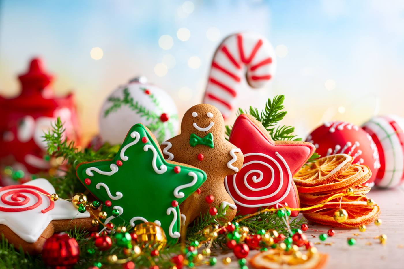 クリスマスの定番お菓子！｜ちょっぴりスパイシーなジンジャーブレッドマンクッキーの作り方 image
