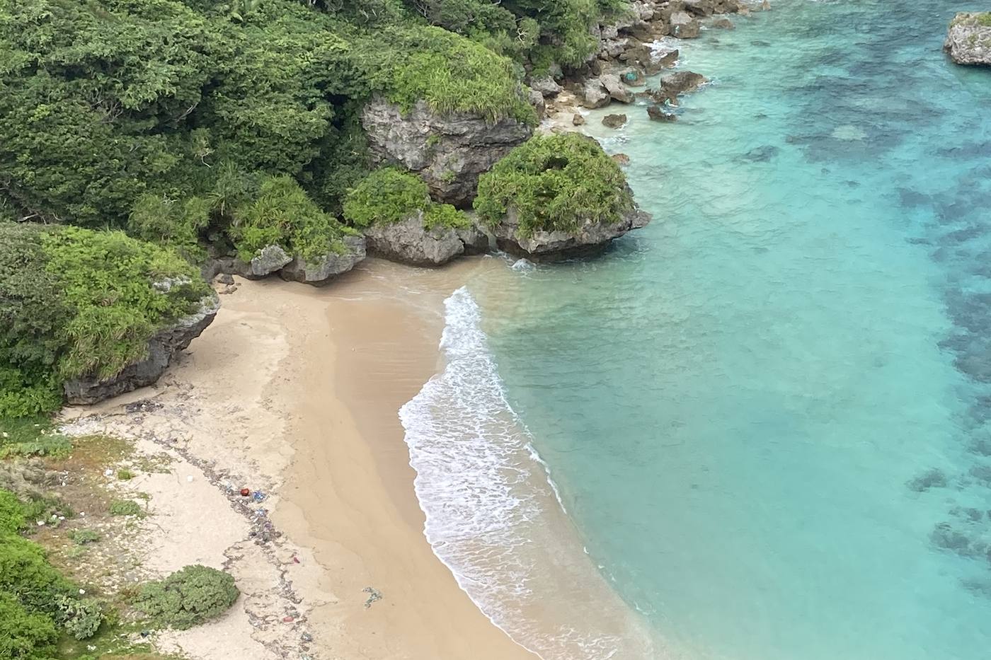 【沖縄在住者が紹介】本島から車で行ける離島！宮城島の絶景＆癒しスポット4選 image