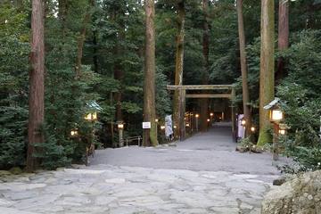 お伊勢さんだけじゃない三重県のパワースポット2選 椿大神社&高田本山専修寺