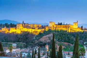 スペイン観光のおすすめモデルコース｜アルハンブラ宮殿やトレド、アンダルシア地方も網羅