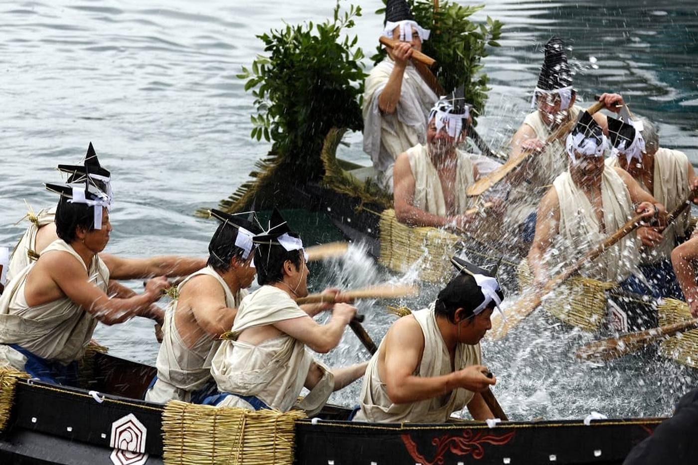 【島根】美保神社で行われる美保関神事を徹底解剖｜「国譲り神話」にまつわる日本文化＜12月3日限定ツアーあり＞ image