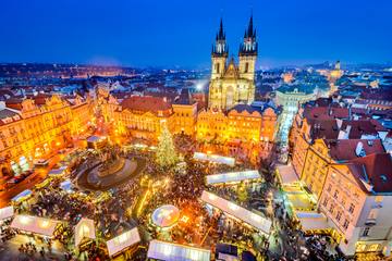 【世界遺産の街】チェコのクリスマスマーケットとは？見どころや基本情報をご紹介