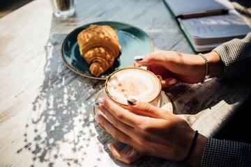 外に出たくない雨の日に最適！おうちカフェが楽しめるアイデア6選