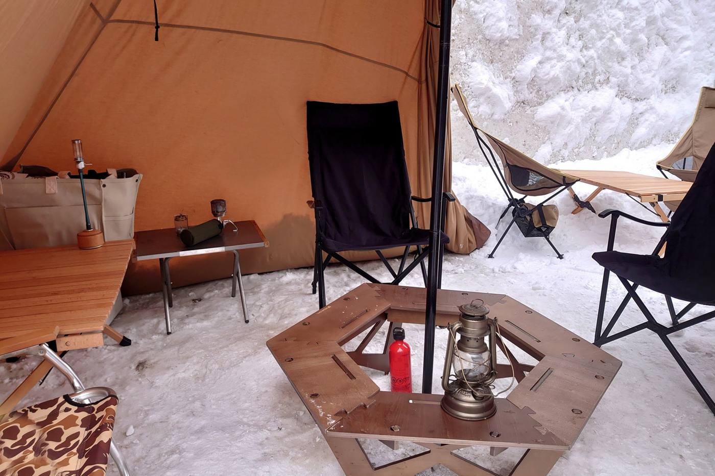 夏より快適？雪中キャンプの魅力と快適に過ごすためのコツ image