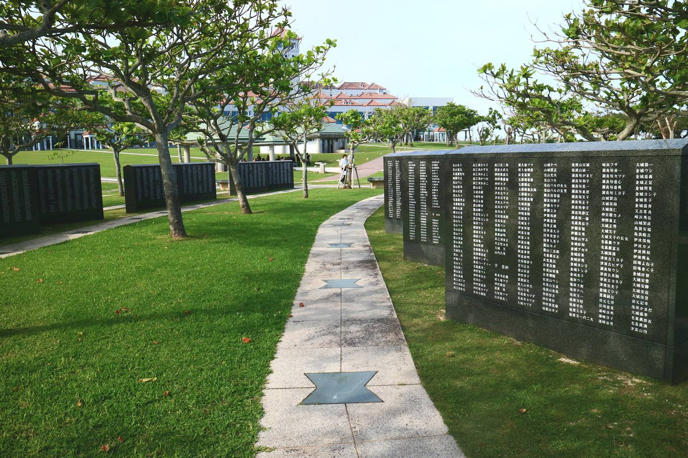 ひめゆりの塔とは？沖縄地上戦の歴史を学べる観光スポット image