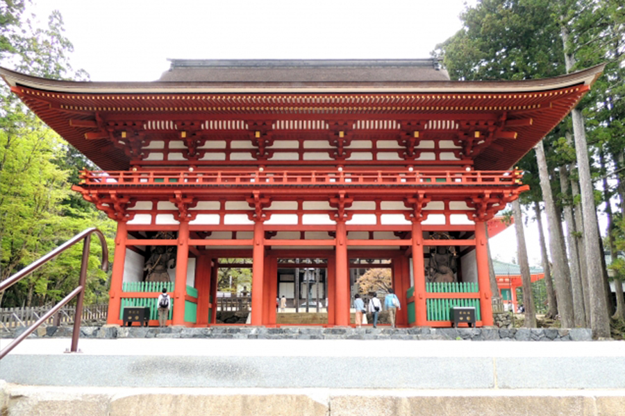 高野山 中門