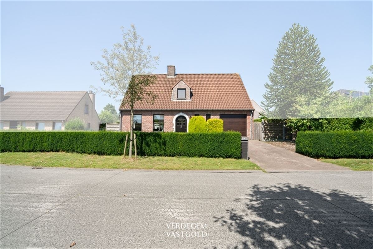 Ruime villa met volwaardige studio