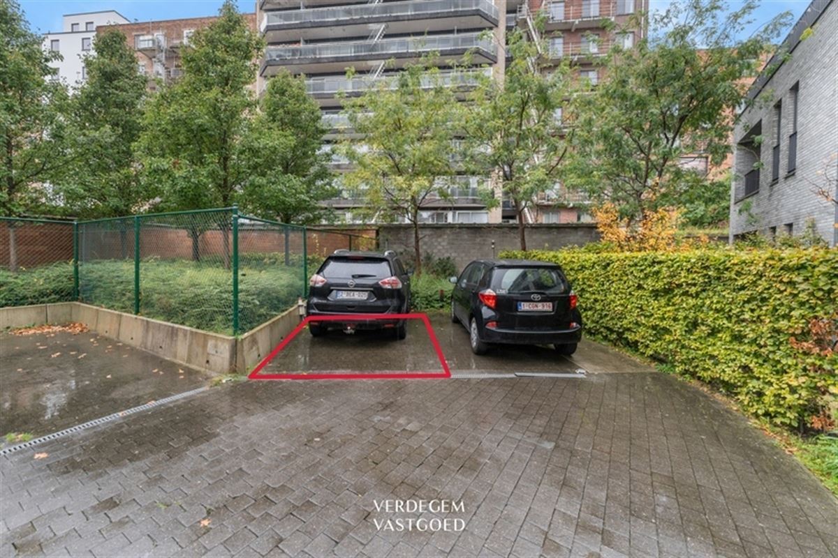 Veilige autostaanplaats in Quartier Gent Zuid