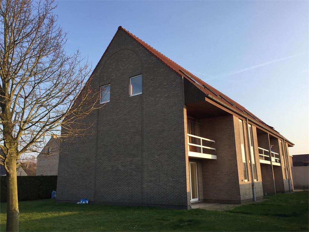 Ruim appartement met 3 slaapkamers en garage