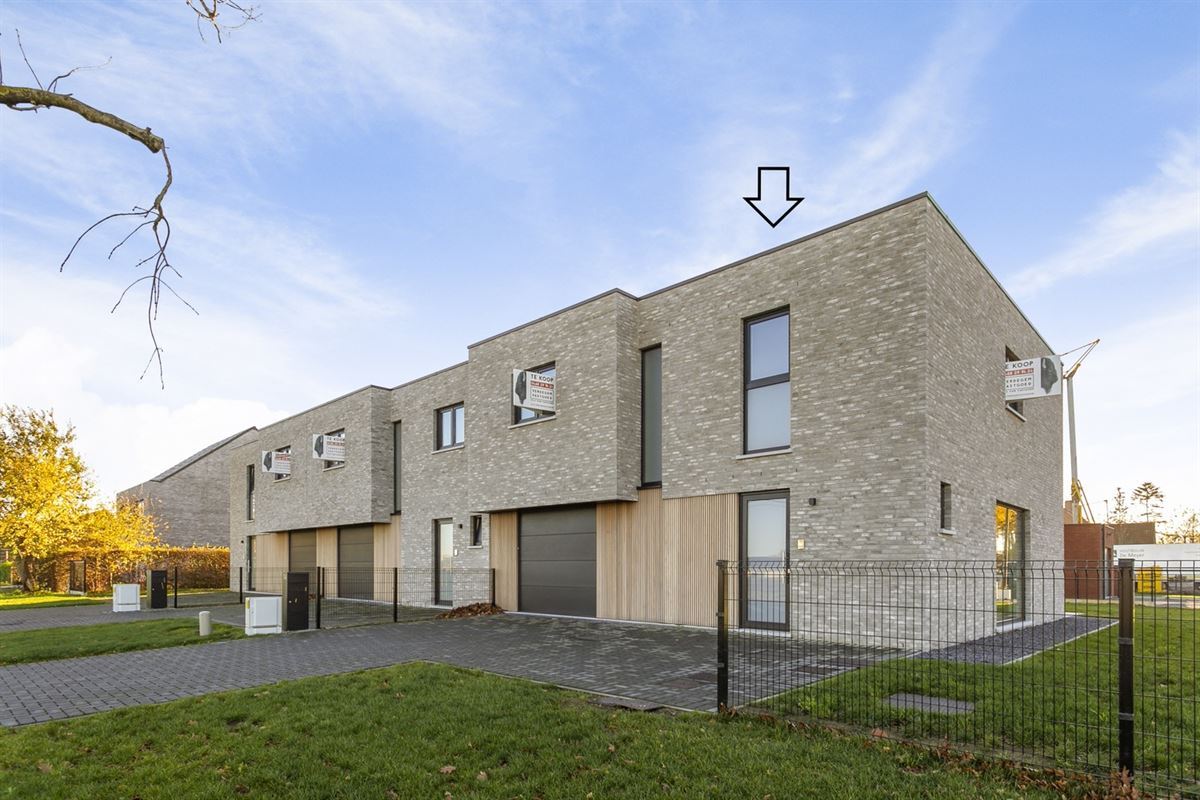 Prachtige nieuwbouwwoning met 4 slpk, 2 badk, tuin en inpandige garage - 1A