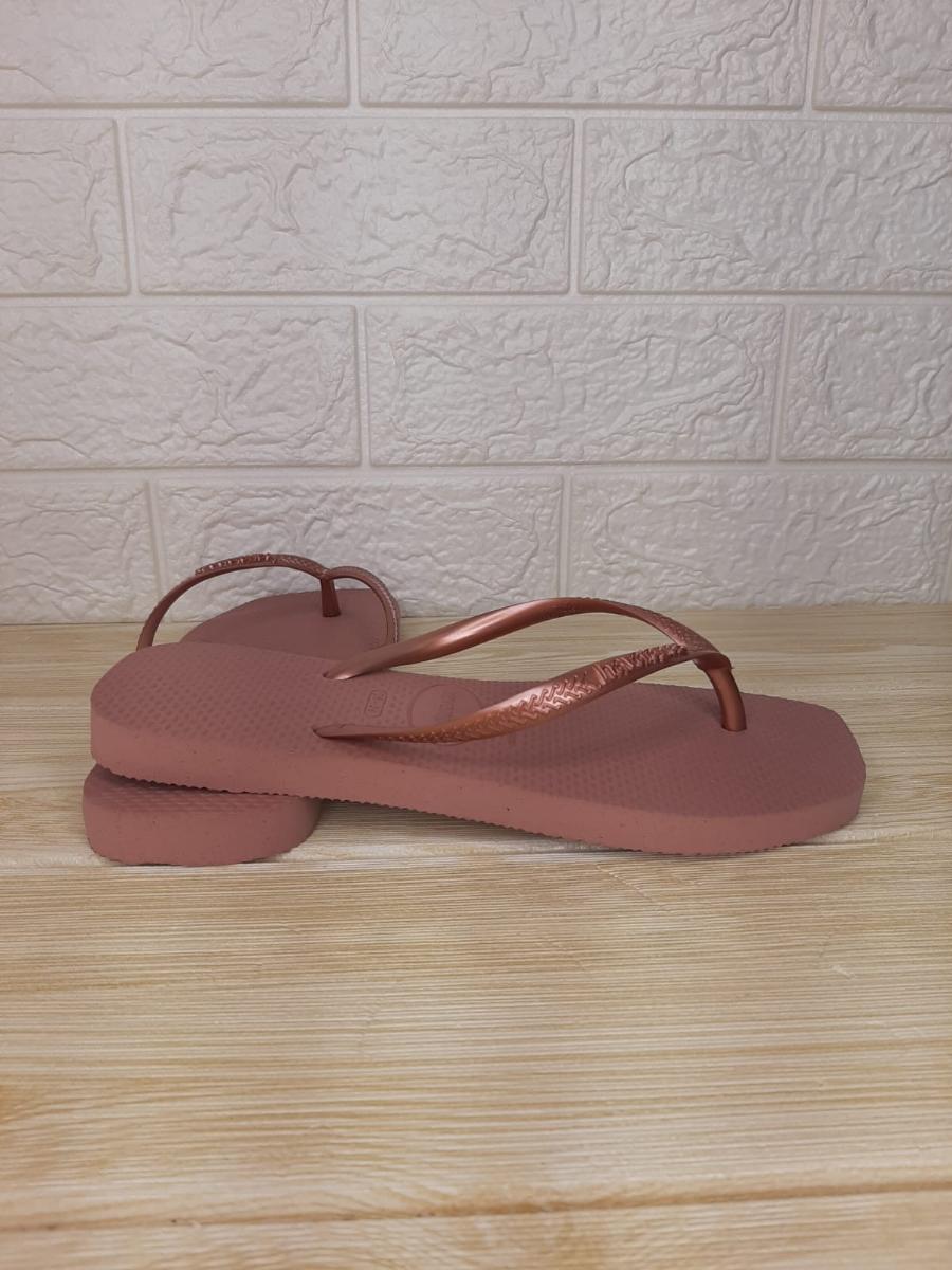 Chinelo Feminino Havaianas Slim Square Ref:4.148.301