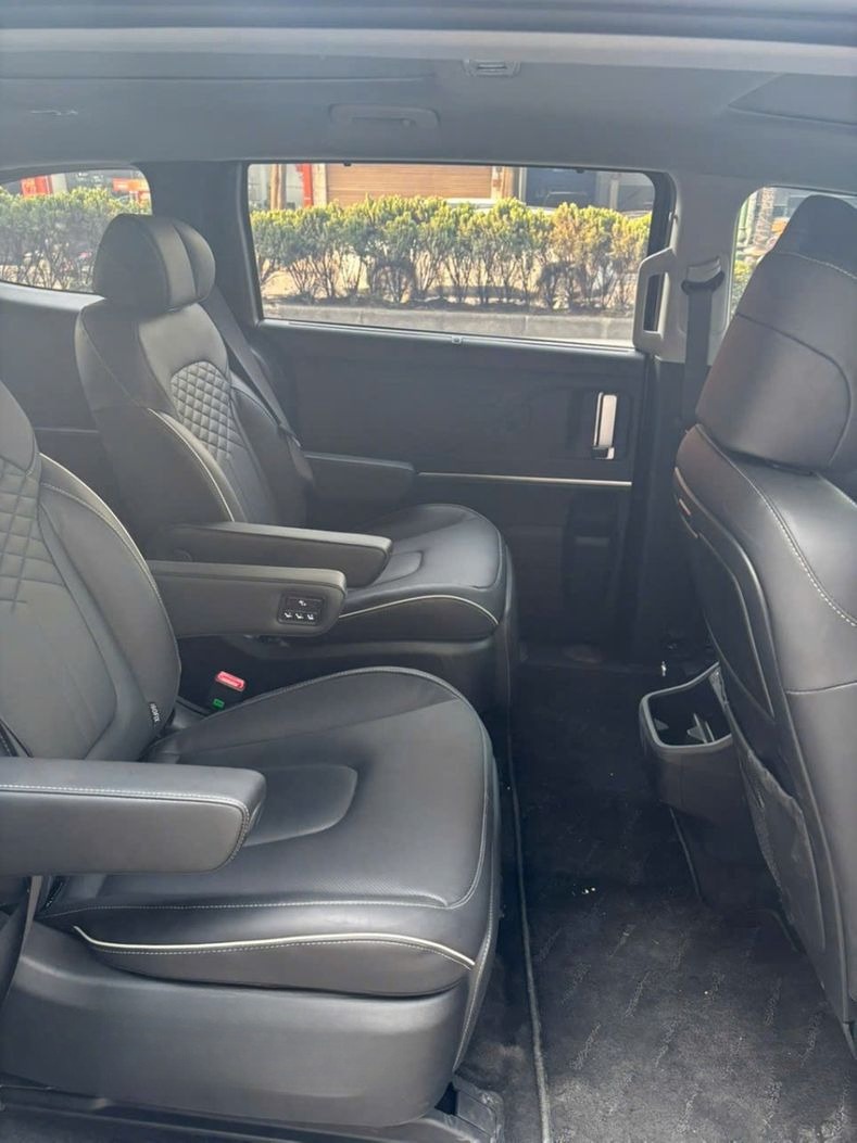Vũ Hằng Vip Sedan
