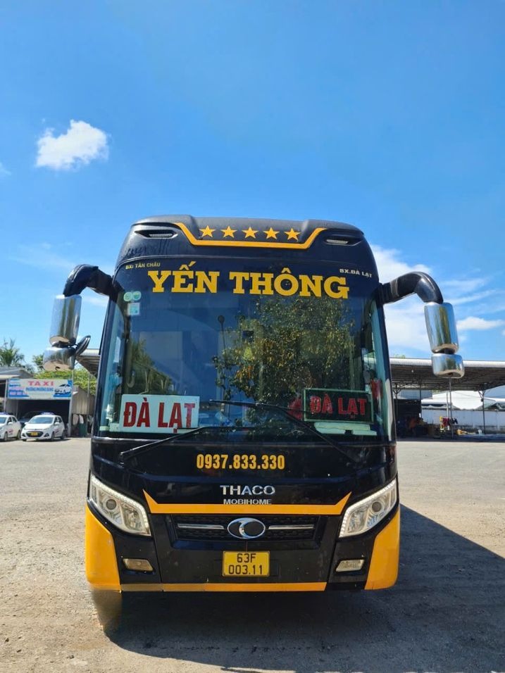 Xe Yến Thông Mặt trước xe Giường nằm 36 chỗ