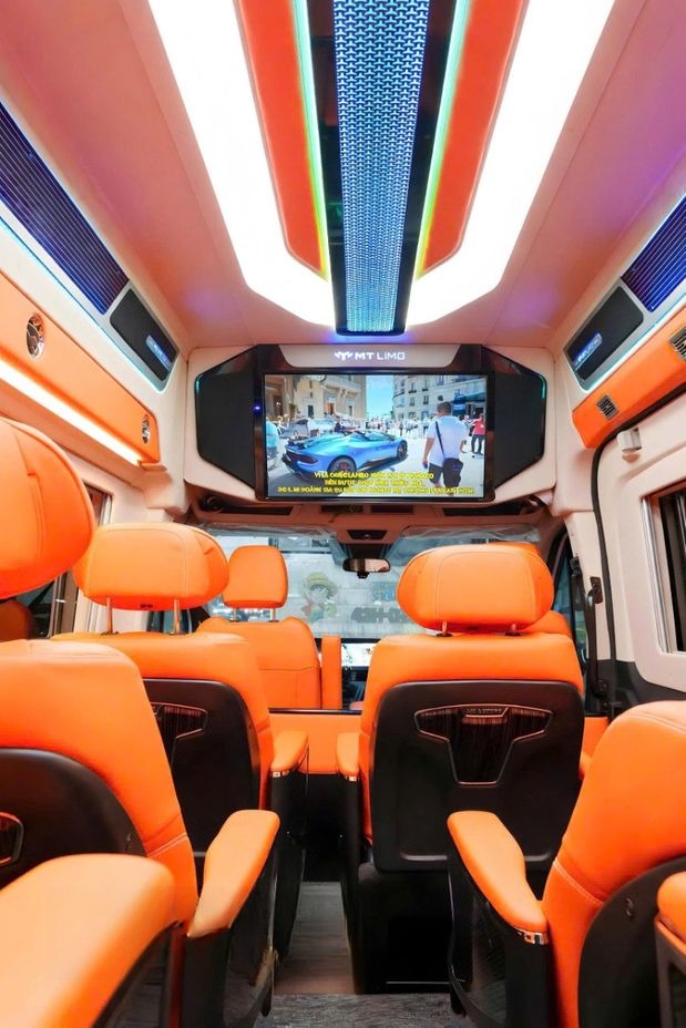 Xe Thanh Nhã Ghế ngồi Limousine 11 chỗ