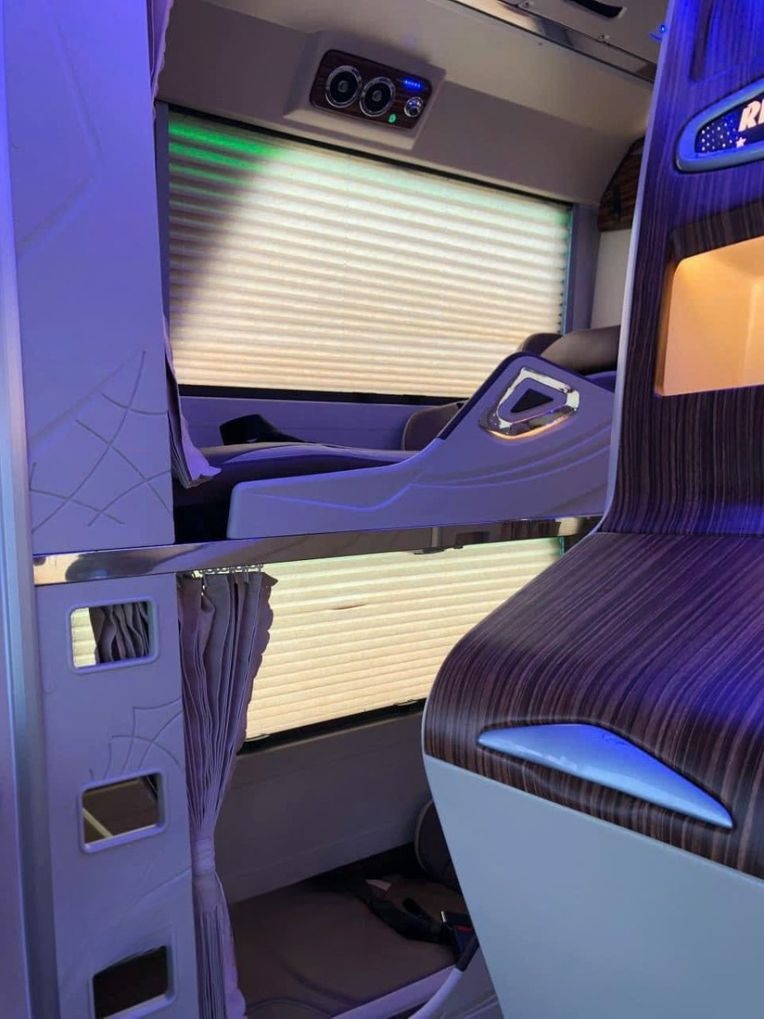 Xe Minh An Express Tiện ích Limousine 34 chỗ
