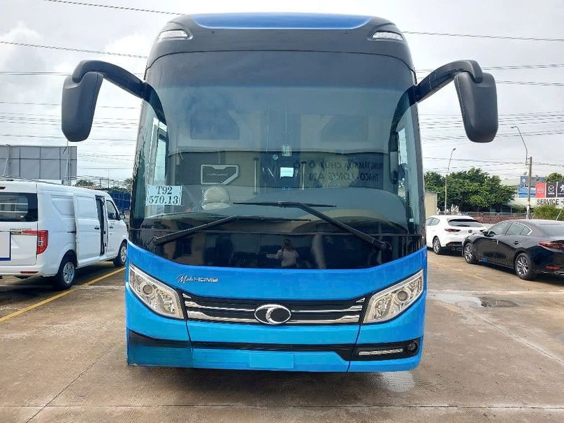 Xe Mười Phương - Quảng Ngãi Mặt trước xe Limousine 24 phòng