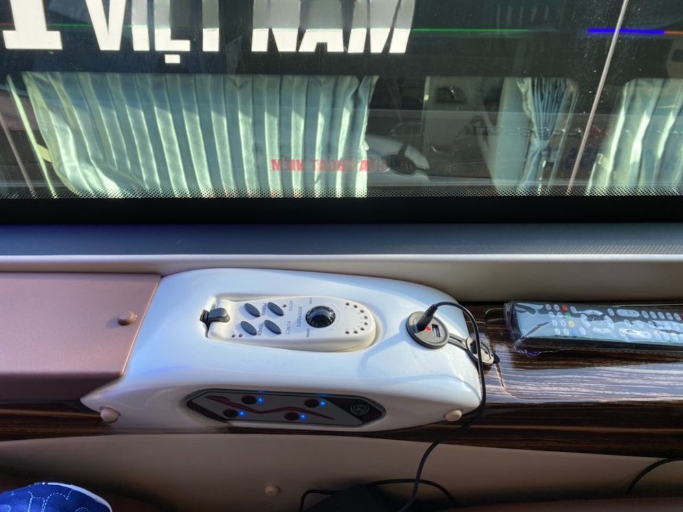 Xe Minh Quốc Tiện ích Limousine 34 Phòng Đơn