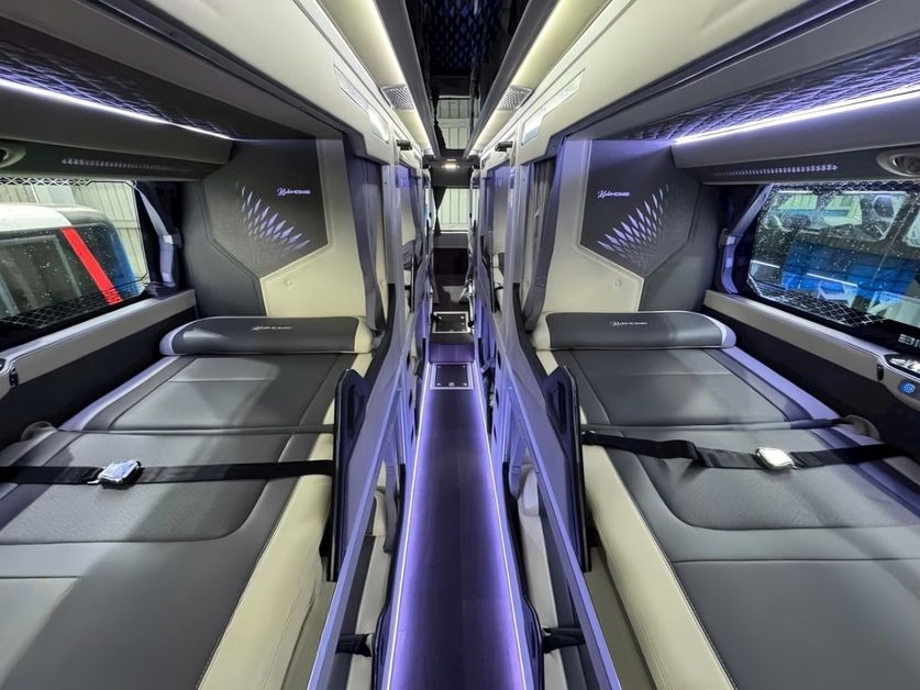 Xe Bình Minh Tải Giường nằm Tiện ích Nội thất Limousine 22 Phòng Đôi VIP (WC)
