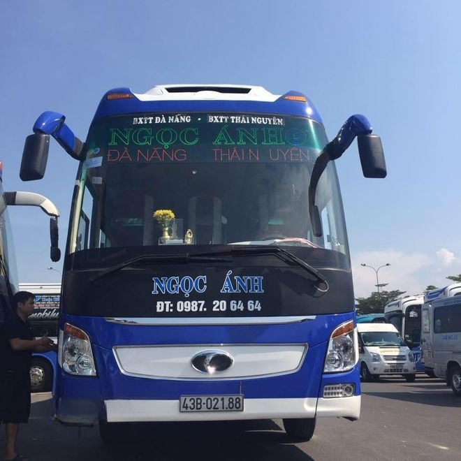 Xe Ngọc Ánh (Đà Nẵng) Mặt trước xe Giường nằm 40 chỗ
