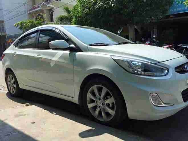 Xe Lovabus Mặt trước xe Bên hông xe Ghế ngồi 4 chỗ (SB)