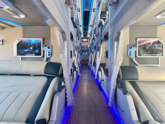 Xe Điền Linh Limousine Nội thất Limousine 24 Phòng Đôi